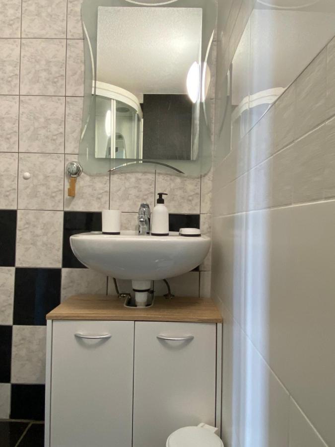 Apartman Tia Rijeka Luaran gambar
